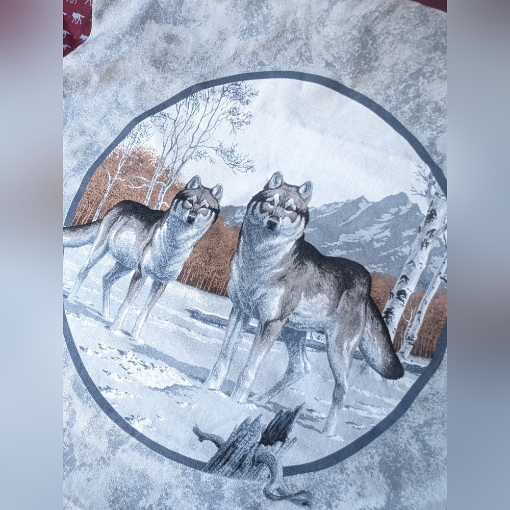 34" X 42" Bear Wolf Square Panel Quilting Blanket Vtg